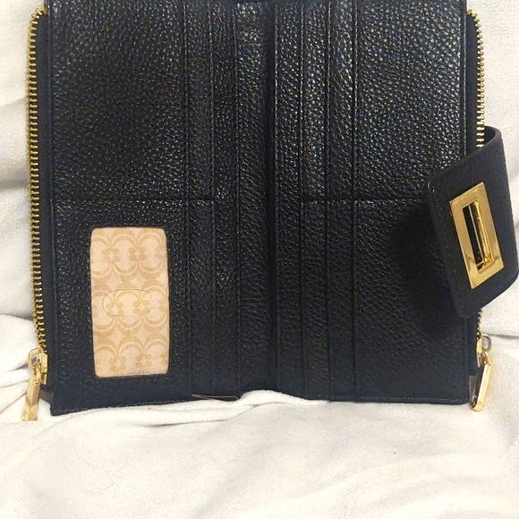 Wallet - Picture 3 of 4